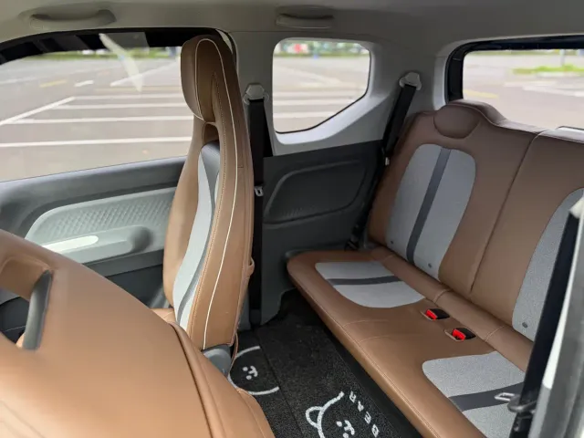 Wuling Hongguang Mini EV — Фото автомобиля 12