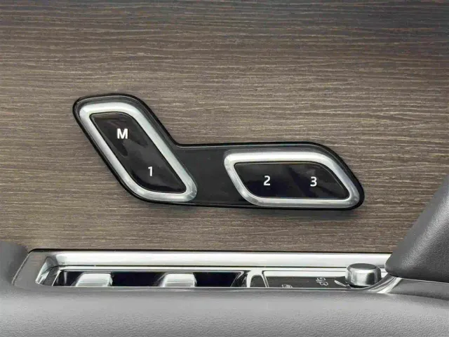 Land Rover Range Rover — Фото автомобиля 24