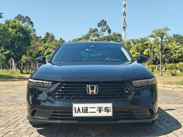 Honda Accord — Фото автомобиля 2