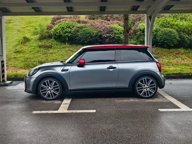 MINI Hatch — Фото автомобиля 4