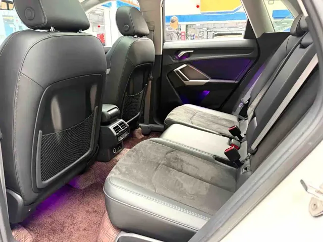 Audi Q3 — Фото автомобиля 9