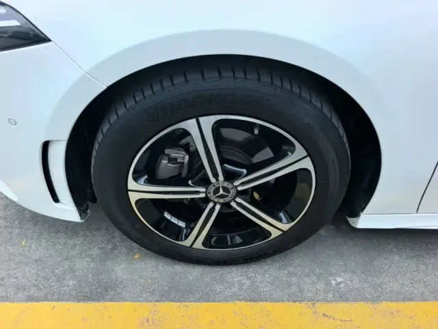 Mercedes-Benz A-Class — Фото автомобиля 22