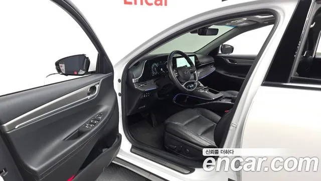 Hyundai Grandeur New — Фото автомобиля 15