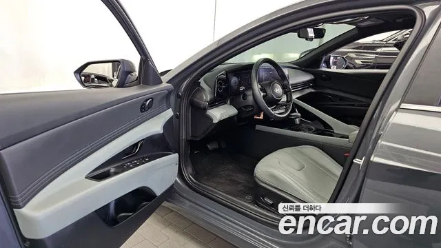 Hyundai Avante CN7 — Фото автомобиля 15