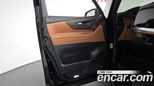 Toyota Alphard Generation 4 — Фото автомобиля 25