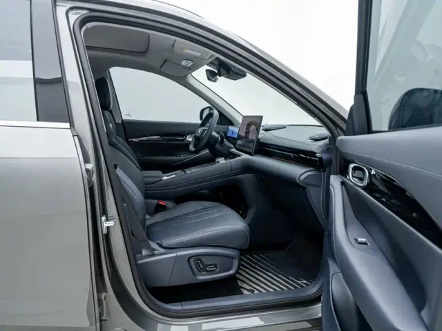 Geely Galaxy E5 — Фото автомобиля 16