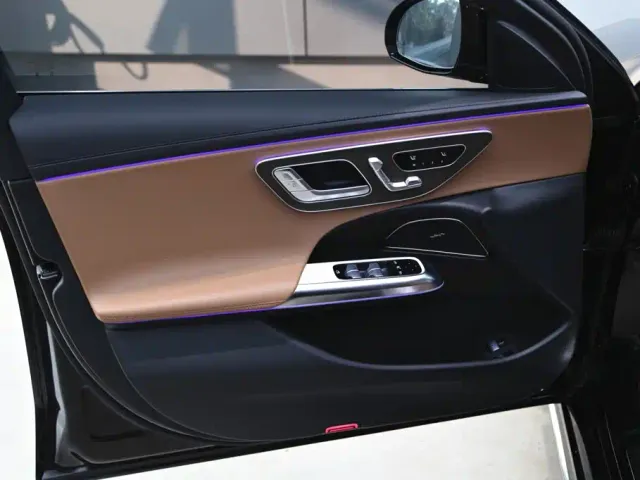 Mercedes-Benz E-Class — Фото автомобиля 10