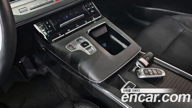 Hyundai Grandeur Новый Grandeur IG 3.0 LPi (Для проката) — Фото автомобиля 9