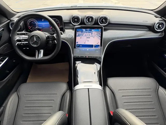 Mercedes-Benz C-Class — Фото автомобиля 4