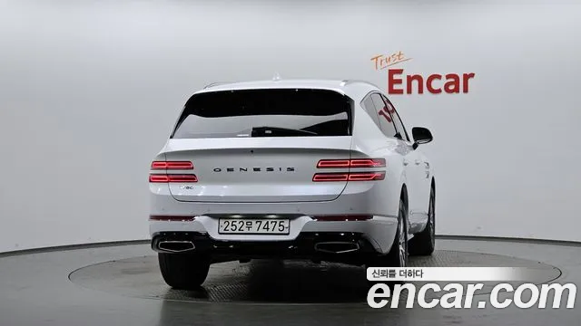 Genesis GV80 — Фото автомобиля 4