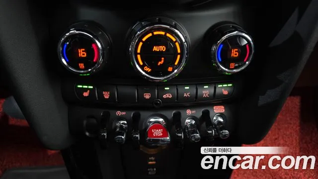 Mini Cooper Cooper Classic Plus — Фото автомобиля 26