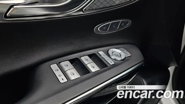 Genesis GV70 2.5T Бензин AWD — Фото автомобиля 26