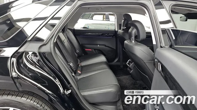 Hyundai Grandeur GN7 — Фото автомобиля 18