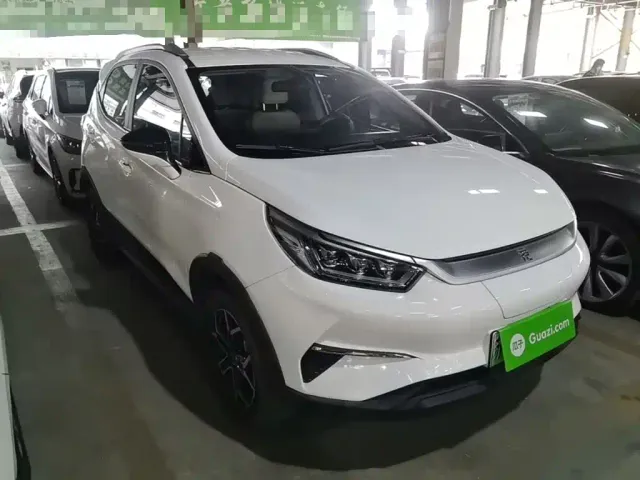BYD Yuan Pro — Фото автомобиля 3