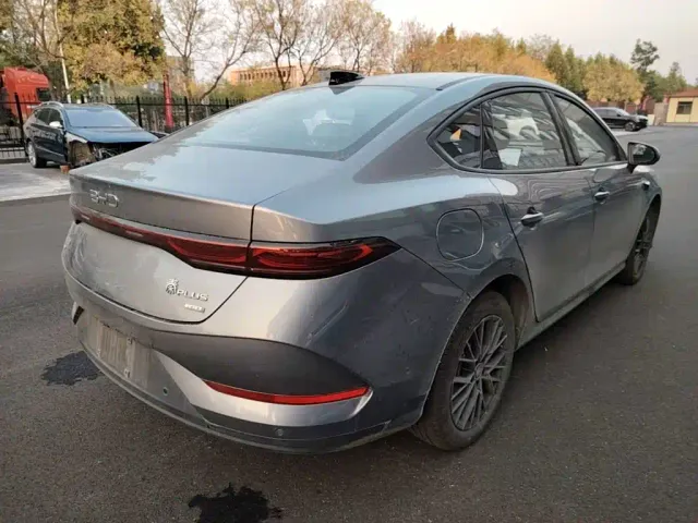 BYD Qin PLUS — Фото автомобиля 6
