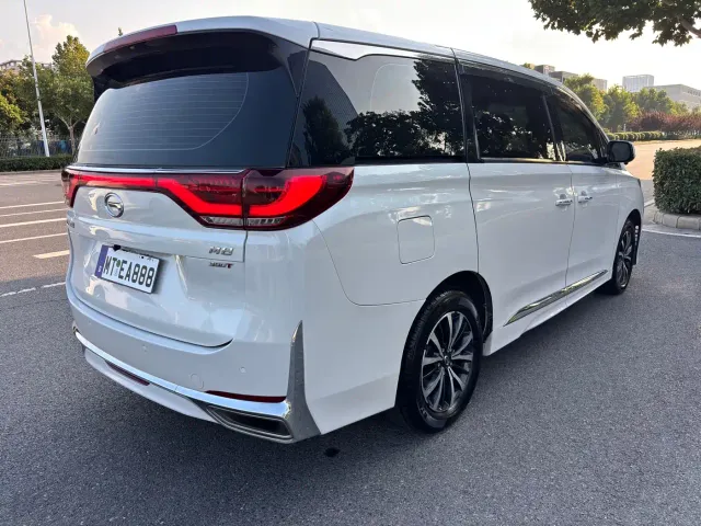 GAC Trumpchi M8 — Фото автомобиля 12