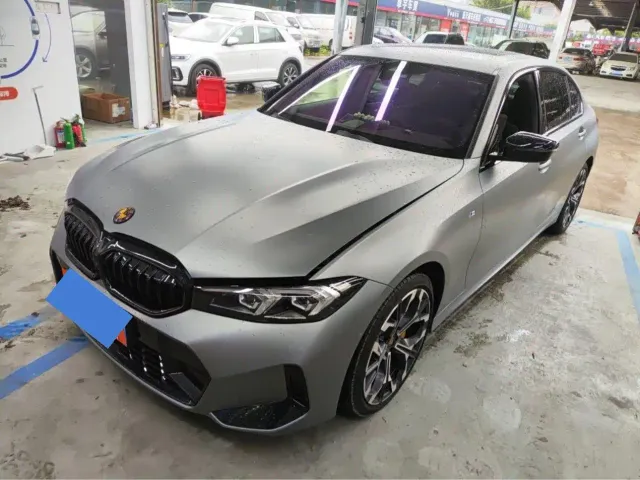 Фотография автомобиля — BMW 3 Series