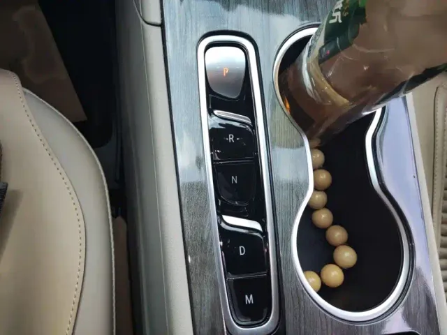 Buick Regal — Фото автомобиля 6