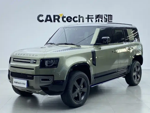 Land Rover Defender — Фото автомобиля 9