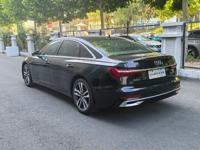 Audi A6L — Фото автомобиля 3