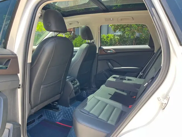 Volkswagen Tharu — Фото автомобиля 6
