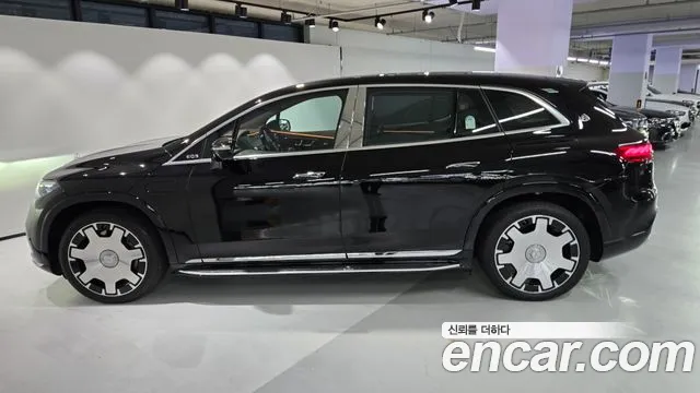 Mercedes-Benz EQS — Фото автомобиля 8