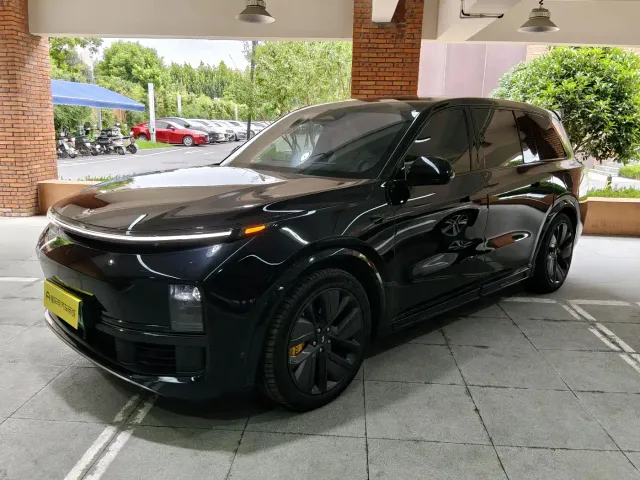 Фотография автомобиля — Li Auto L9