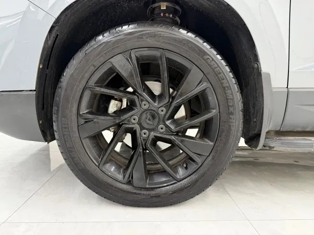 Jetta VS7 — Фото автомобиля 17