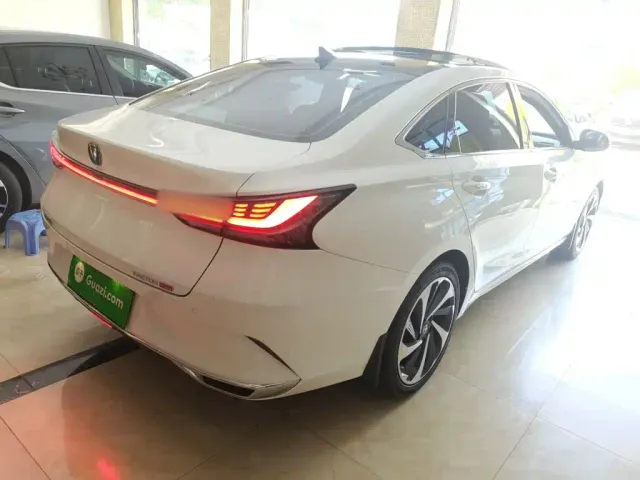 Changan Raeton Plus — Фото автомобиля 4