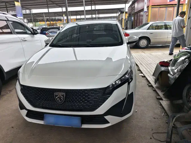 Peugeot 408 — Фото автомобиля 6