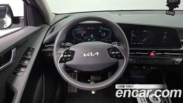 Kia Niro The All New Niro Signature — Фото автомобиля 13
