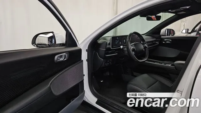 Hyundai Ioniq 6 — Фото автомобиля 10