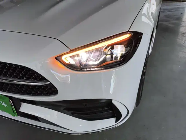 Mercedes-Benz C-Class — Фото автомобиля 23
