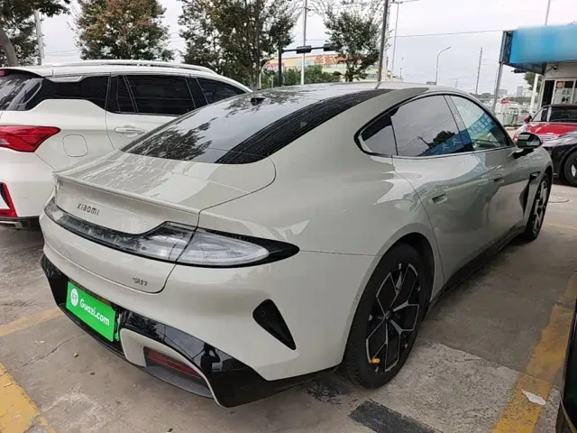 Xiaomi SU7 — Фото автомобиля 4