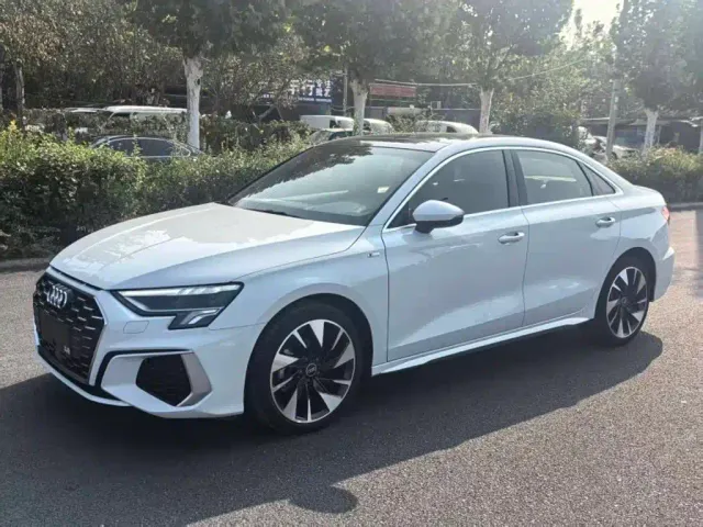 Фотография автомобиля — Audi A3