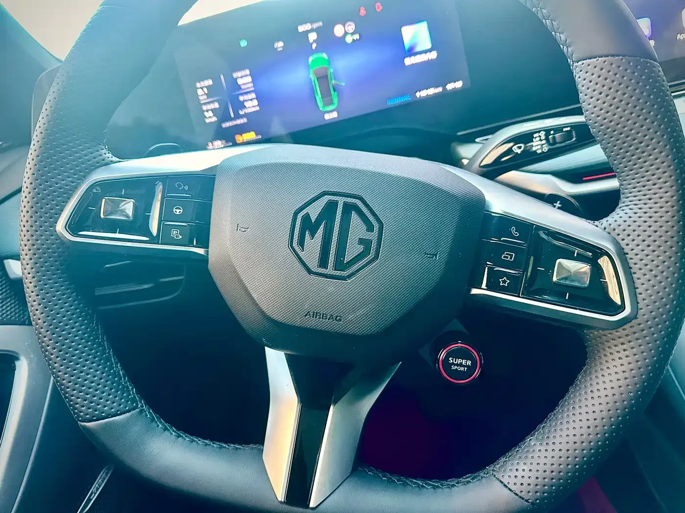 MG MG7 2026 Model 2.0T 405 AT Luxury Edition — Фото автомобиля 8