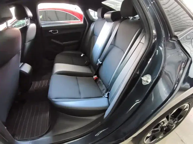 Honda Civic — Фото автомобиля 16