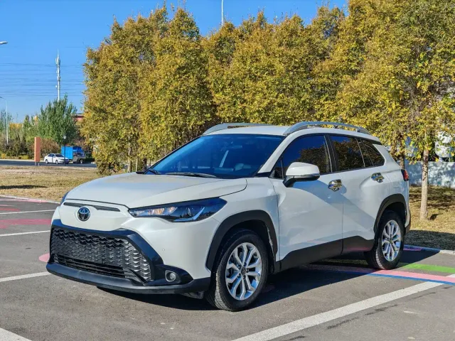 Фотография автомобиля — Toyota Frontlander