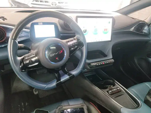 BYD Dolphin — Фото автомобиля 9