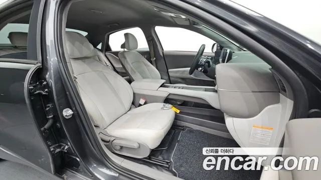 Hyundai Ioniq6 — Фото автомобиля 22