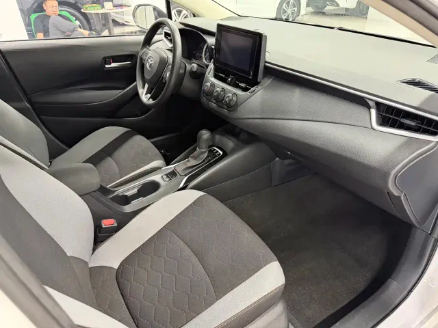 Toyota Corolla — Фото автомобиля 6