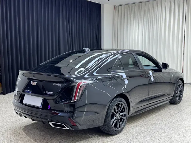Cadillac CT4 — Фото автомобиля 26