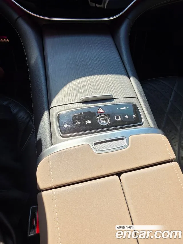 Mercedes-Benz EQS — Фото автомобиля 9