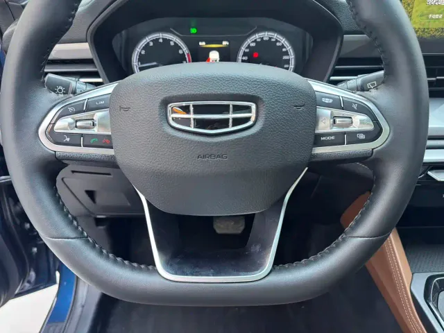 Geely Vision X6 — Фото автомобиля 23