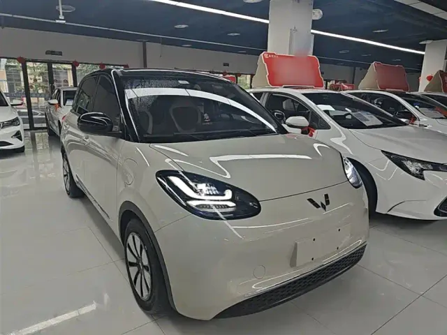 Wuling Bingo — Фото автомобиля 3