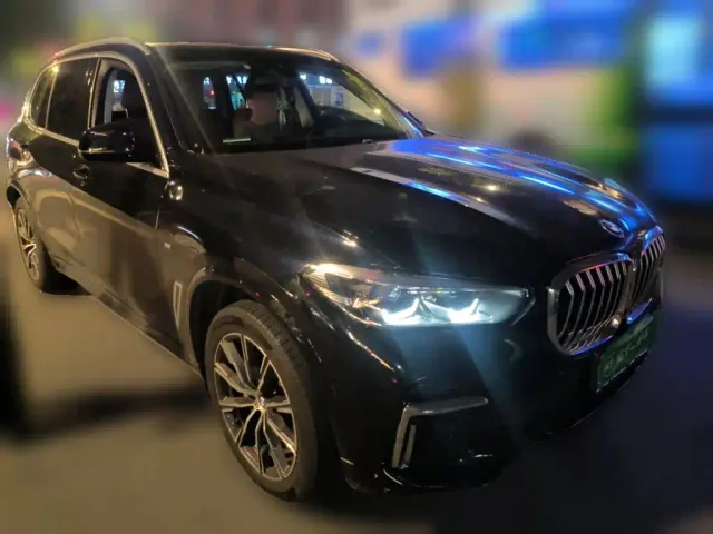 BMW X5 — Фото автомобиля 23