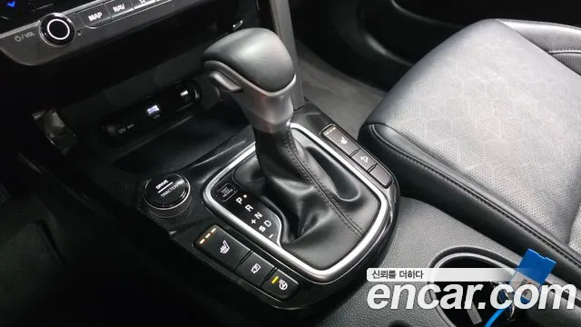 Kia Seltos — Фото автомобиля 12