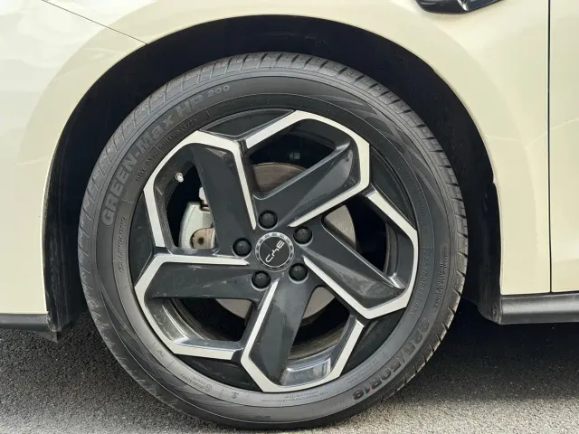BYD Seal 06 — Фото автомобиля 9