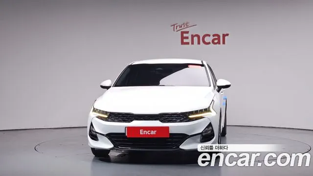 Kia K5 K5 3 поколение 2.0 LPI(Для проката) — Фото автомобиля 3
