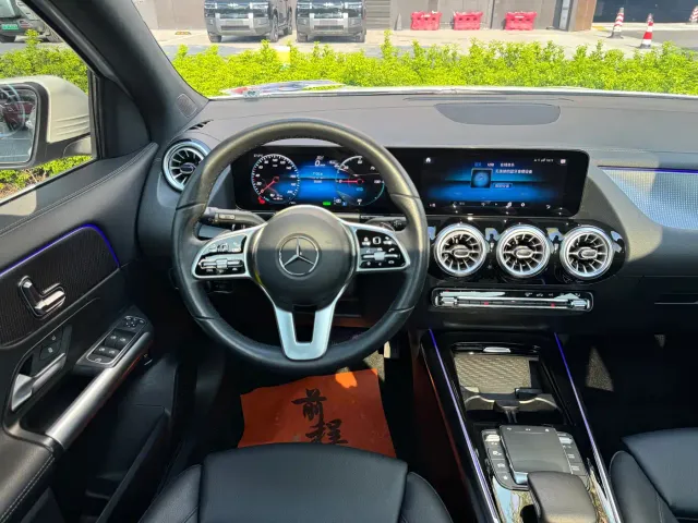 Mercedes-Benz EQA — Фото автомобиля 14
